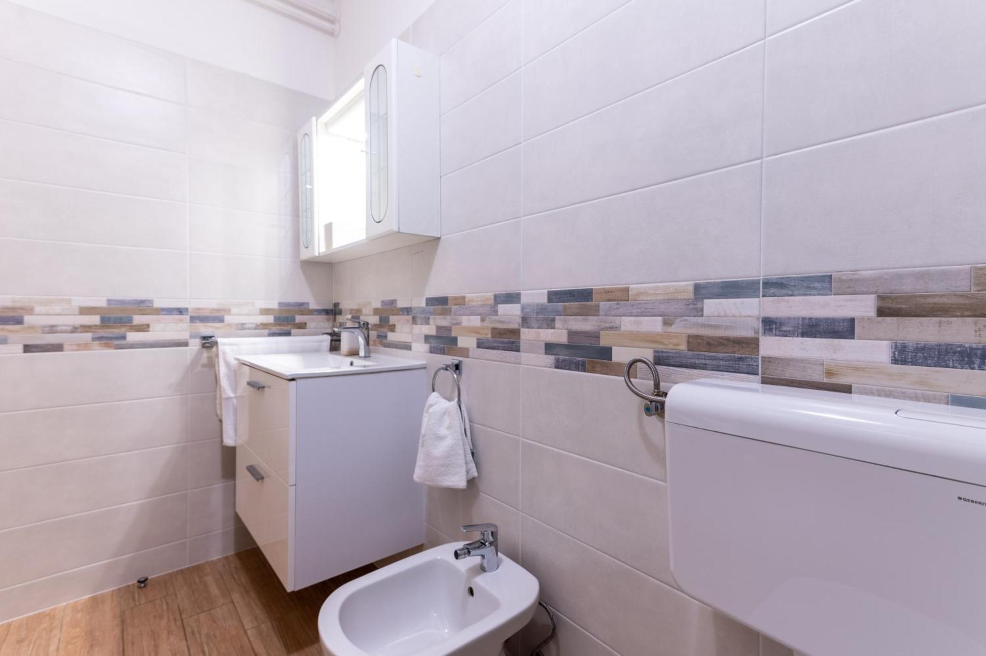 Apartments Mirella Новиград Екстериор снимка